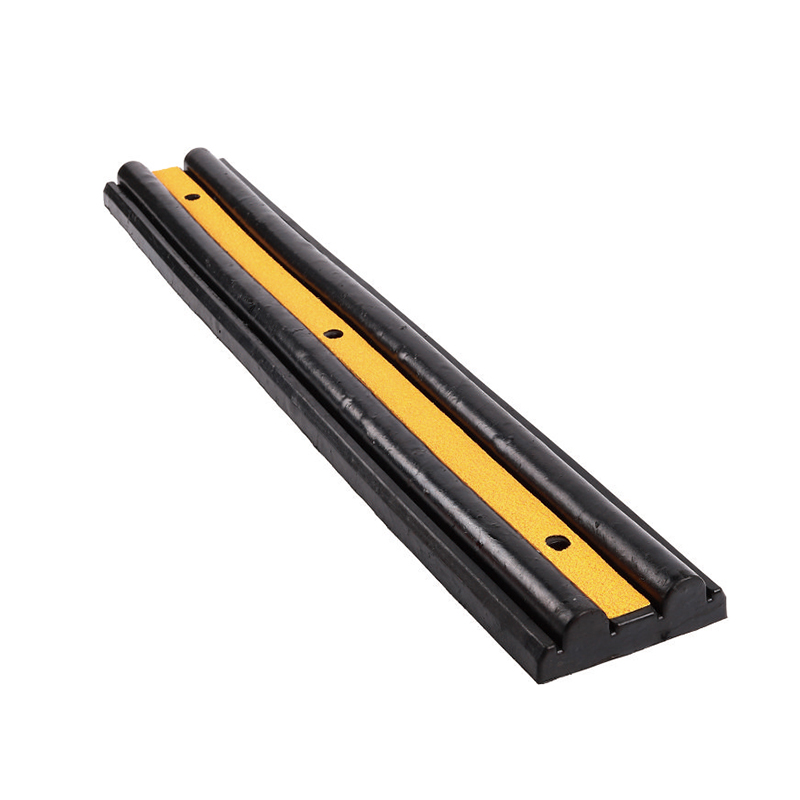 PS041 kumiset kulmasuojat PS041 kumiset kulmasuojat