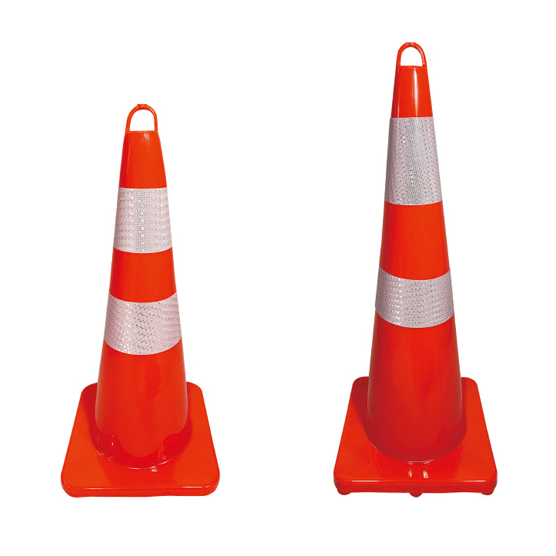TC106 Säänkestävä PVC Road Cone